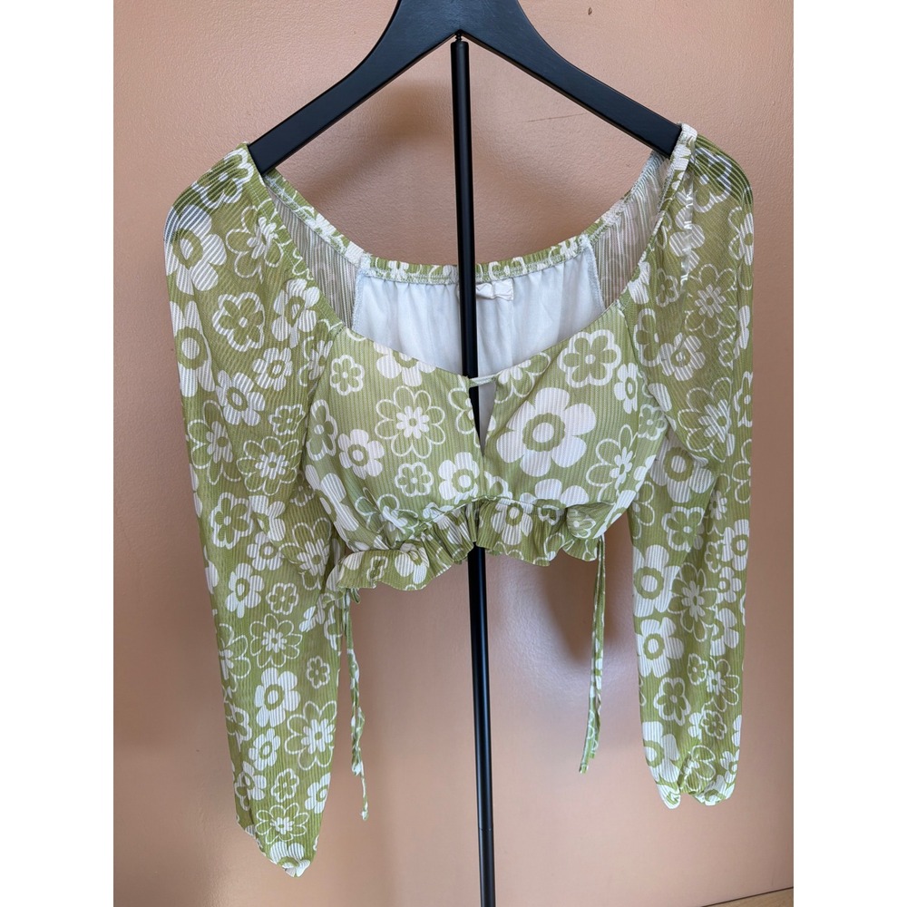 Madden NYC Green Floral Long Sleeve Crop Top Sweetheart Neck Size Medium